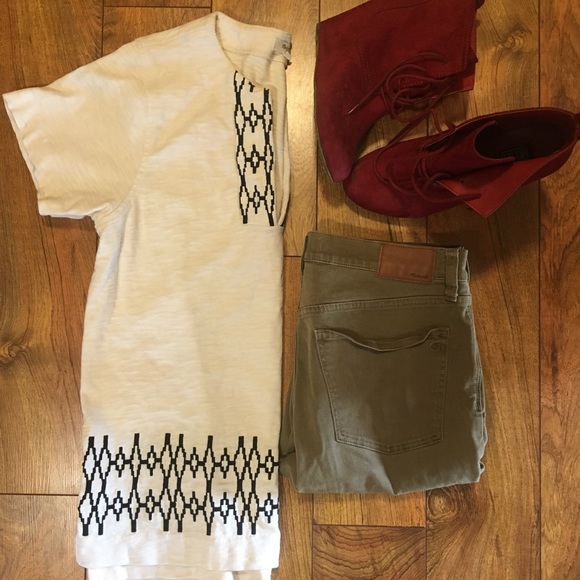Madewell top. - Picture 2 of 4